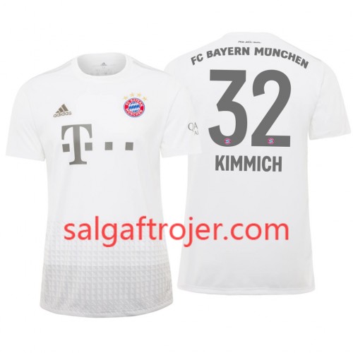 FC Bayern München Fodboldtrøjer Joshua Kimmich 32 Udebanesæt 2019/20 Kort ærmer FC Bayern München Fodboldtrøjer Joshua Kimmich 32 Udebanesæt 2019/20 Kort ærmer